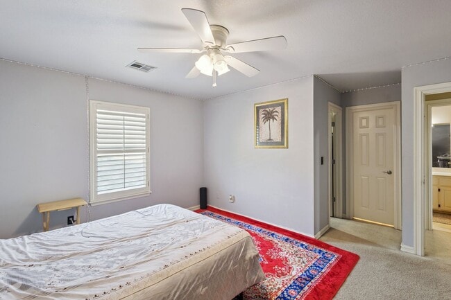 Building Photo - Resort-Style Living in Bixby!