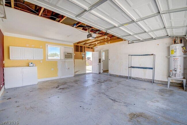 Building Photo - 3990 E Syracuse Dr