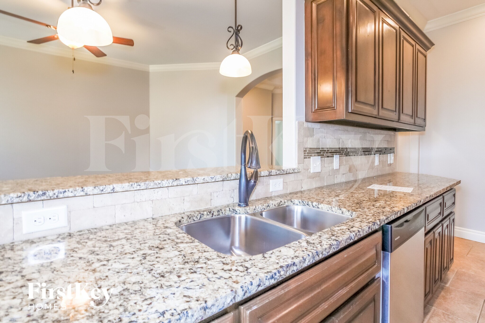 Building Photo - 648 Cristo Pass