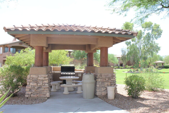 Building Photo - 11500 E Cochise Dr