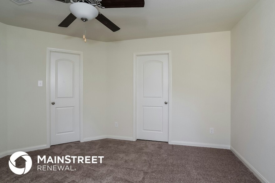 Building Photo - 27032 Leonardo Dr