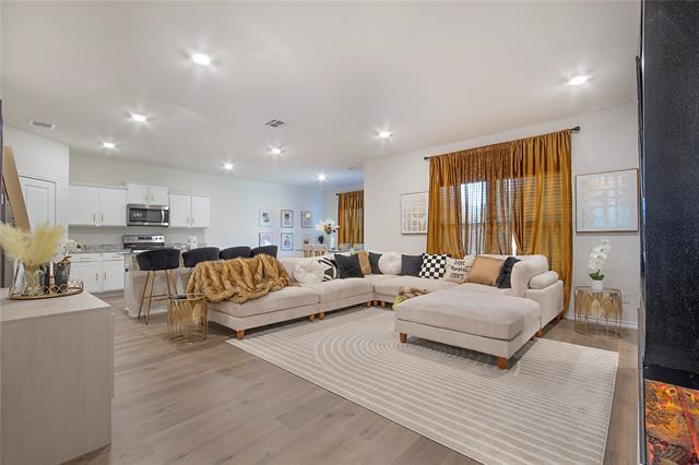 Building Photo - 1211 Goodnight Cir