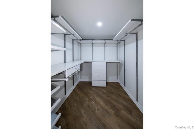 Building Photo - 100 Glen St