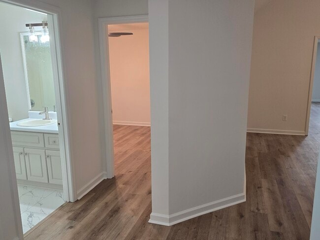 Building Photo - 496 Connemara Trail