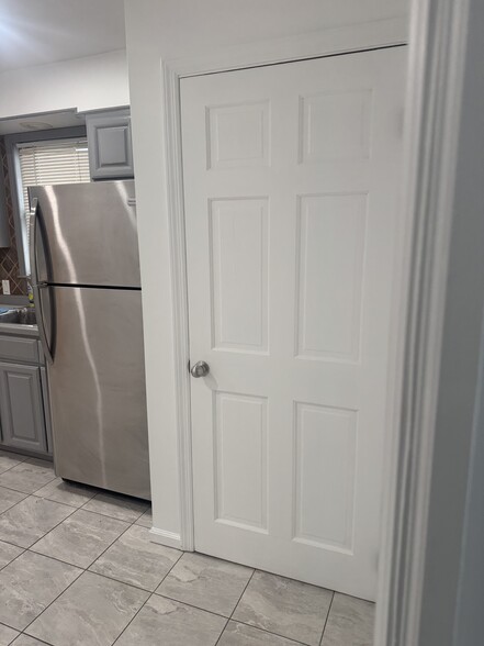 Building Photo - 22 Saint Joseph St