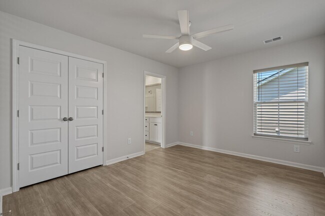 Building Photo - 135 Empyrean Cir