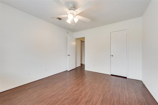 Building Photo - 516 Roberts Dr