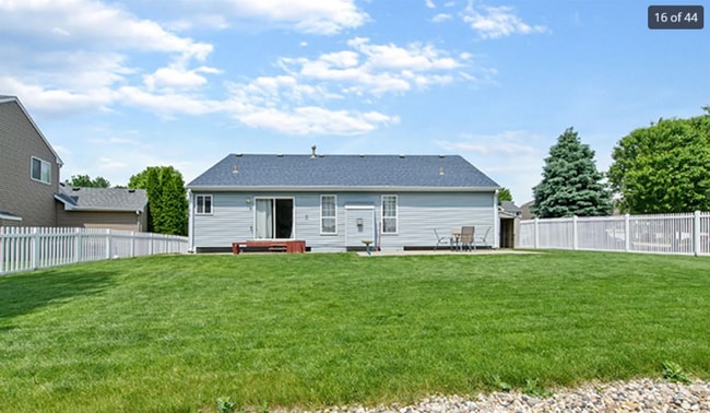 Building Photo - 5903 S 160th St