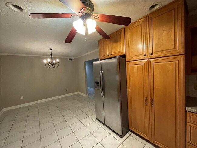 Building Photo - 906 Parkaire Crossing