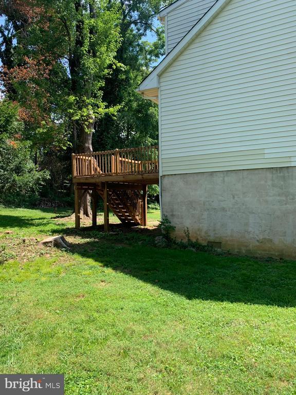 Building Photo - 249 Periwinkle Ave