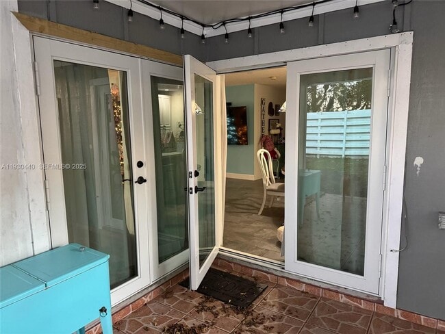 Building Photo - 15120 SW 141st Pl