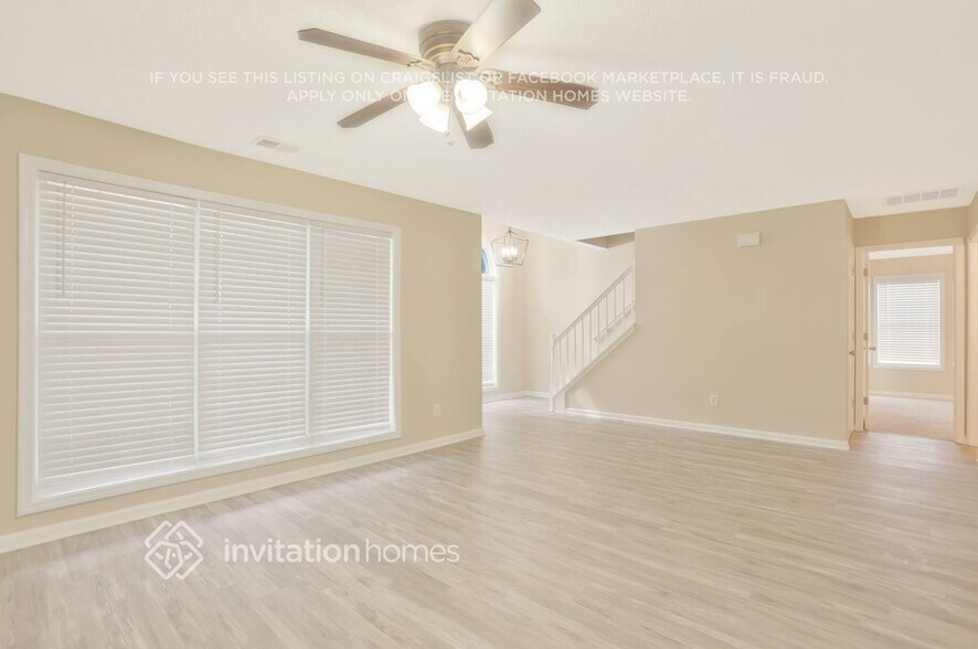 Building Photo - 405 Anita Dr