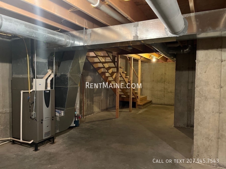 Building Photo - 33 Burleigh Rd