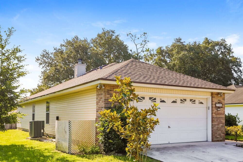 Building Photo - 7733 Westport Bay Dr