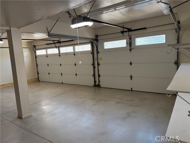 Building Photo - 4441 Los Patos Ave