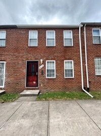 Building Photo - Baltimore - 3 Bedrooms and 1 baths Available!