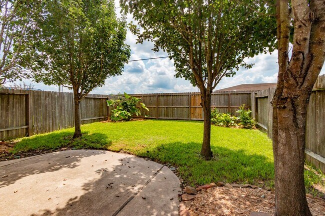Building Photo - 25227 Boulder Bend Ln