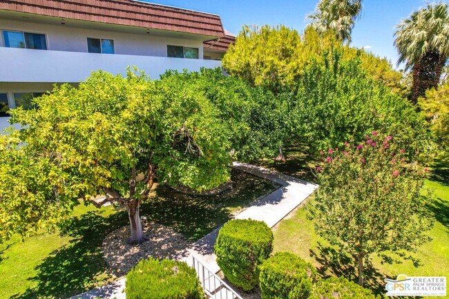 Building Photo - 2301 S Sky View Dr