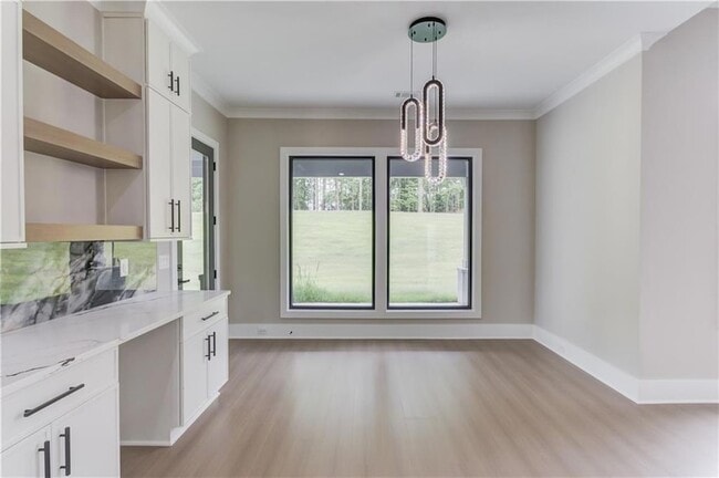 Building Photo - 37 Deer Cyn Dr