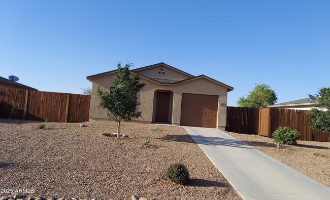 Building Photo - 10128 W Century Dr