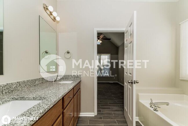 Building Photo - 932 Alba Rose Ln, Wake Forest, NC 27587