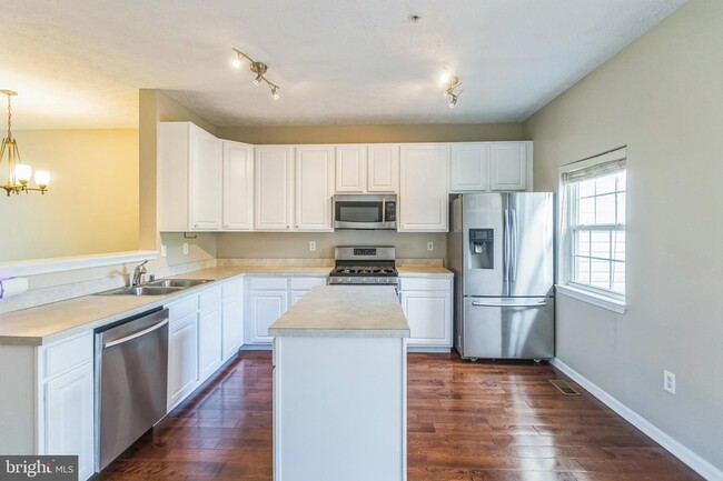 Building Photo - 4226 Lavender Ln