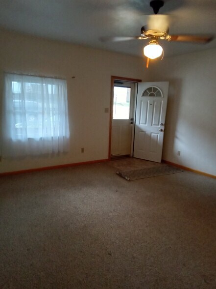 Building Photo - 4820 3rd St