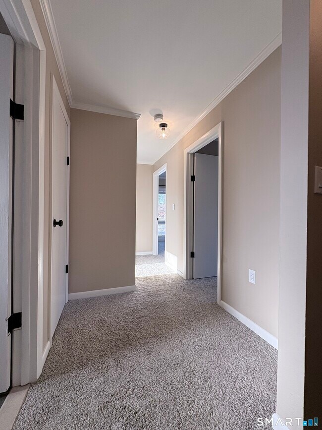 Building Photo - 80 Balaban Rd