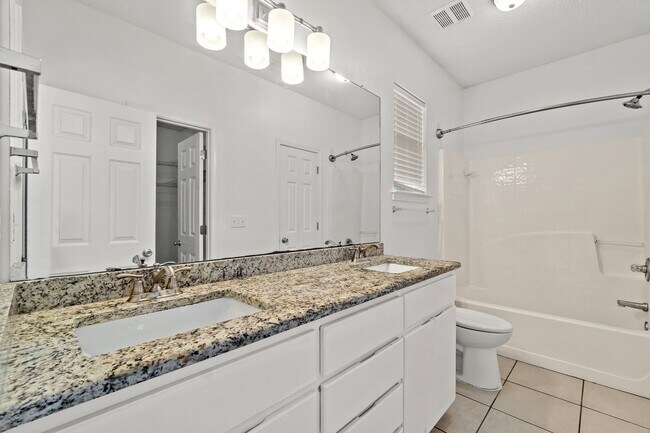 Building Photo - 47 White Heron Dr