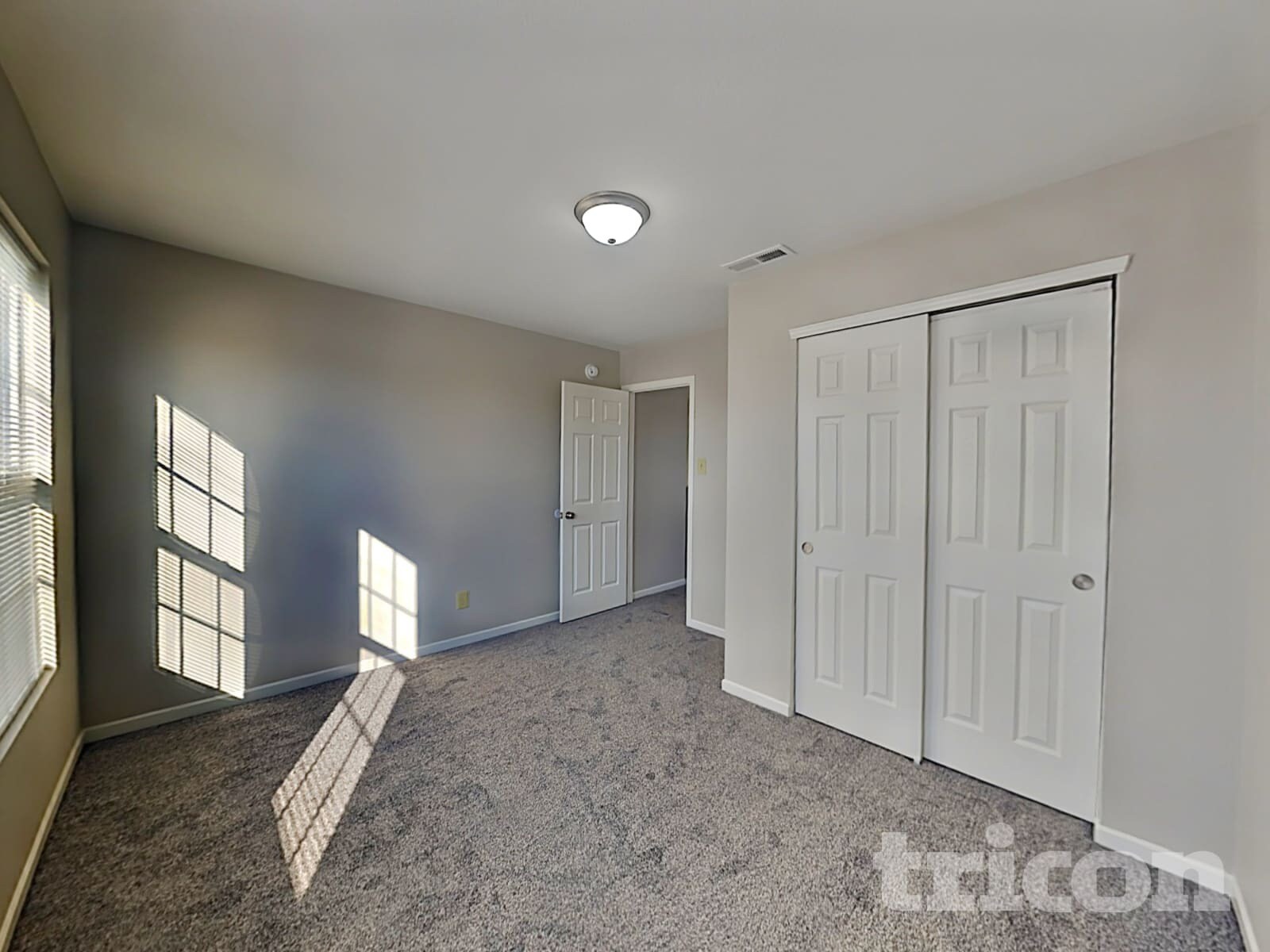 Building Photo - 2609 Woodfield Blvd