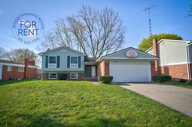 Building Photo - 5093 Spinning Wheel Dr