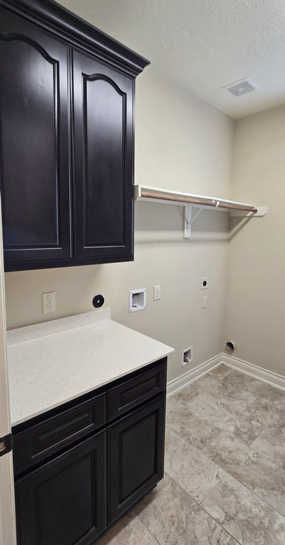 Building Photo - 127 Bridgewater