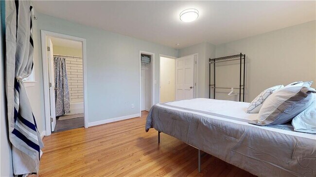 Building Photo - 3 bed, 2 bath home in Clemson