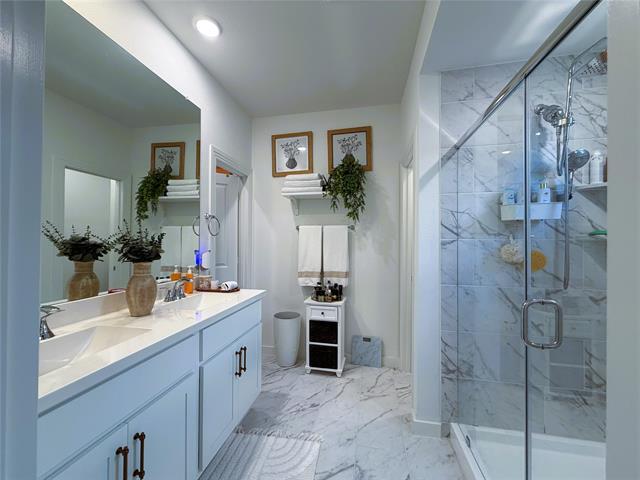 Building Photo - 3011 Temple Gate Ct