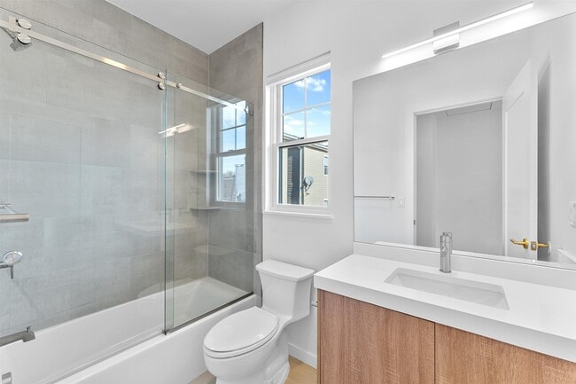 Building Photo - 6717 Madison St