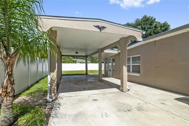 Building Photo - 9314 N Ashley St