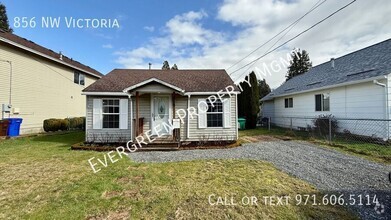 Building Photo - Charming 2BR/1BA Home with Oversized Fence...