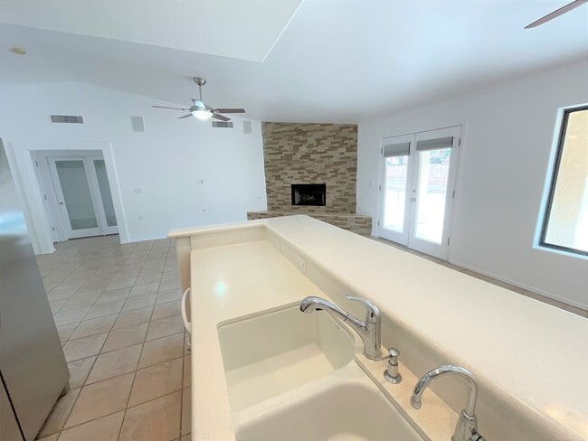 Building Photo - Foothills Location - 3 Bedroom 2 bath on cul-de-sac with Sparkling pool