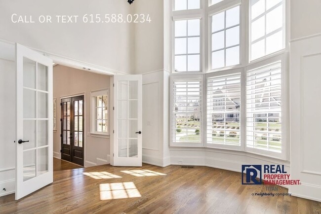 Building Photo - 9220 Lehigh Dr