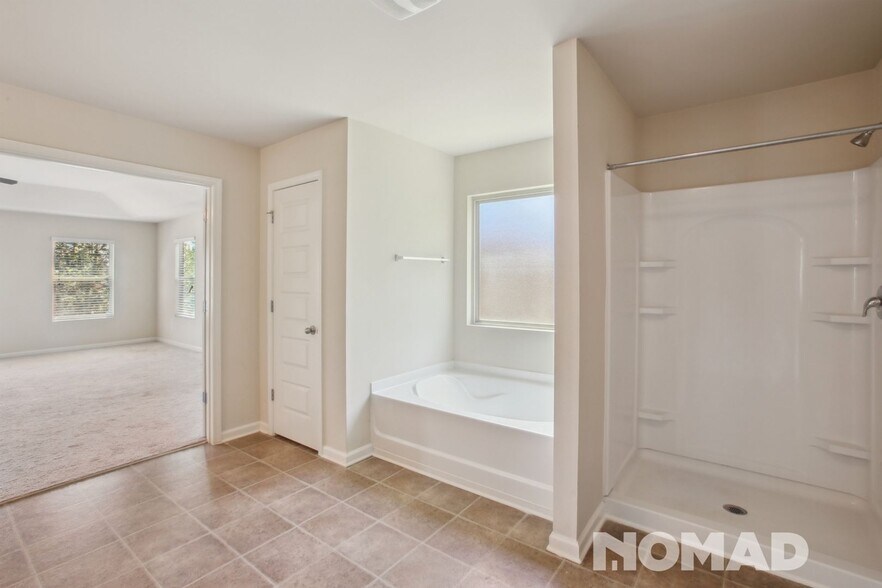 Building Photo - 283 Bandelier Cir