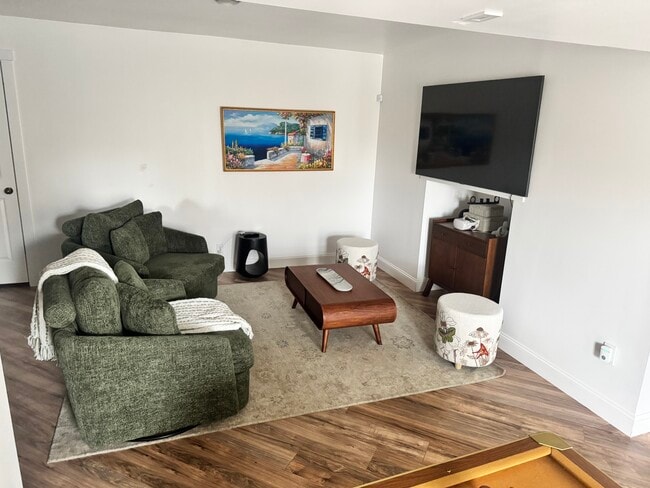 Building Photo - 2138 E 2900 N