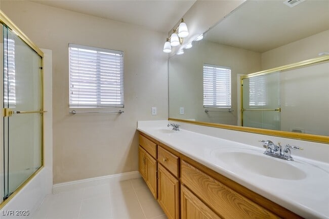 Building Photo - 6673 Octave Ave