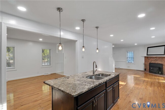 Building Photo - 2222 Early Settlers Rd