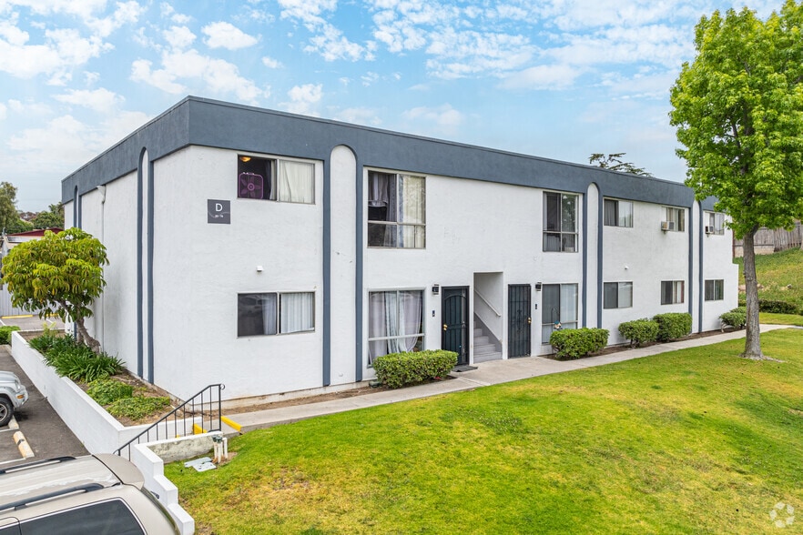 Primary Photo - Mar at Laurel