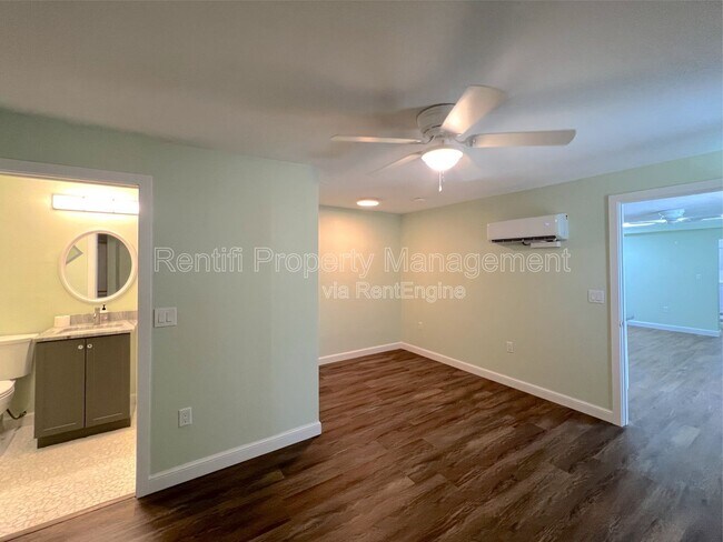 Building Photo - 3026 2nd St