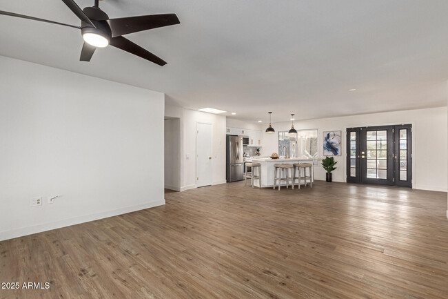 Building Photo - 9339 W Spanish Moss Ln