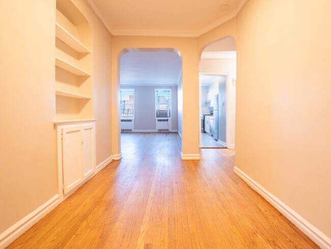 Building Photo - 63-89 Saunders St