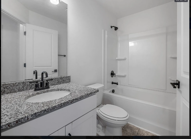 Building Photo - 1415 Darrowby Wy