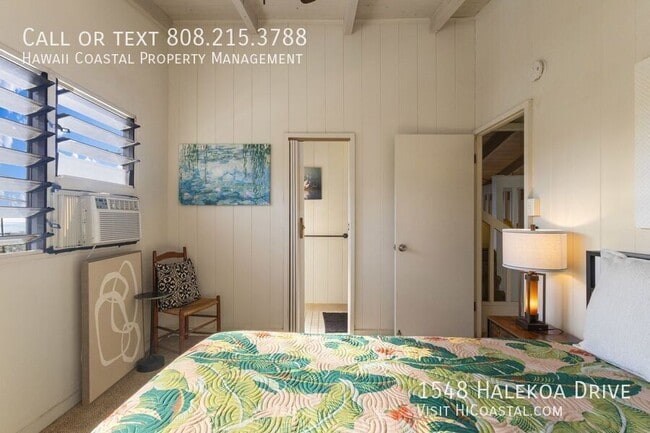 Building Photo - 1548 Halekoa Dr