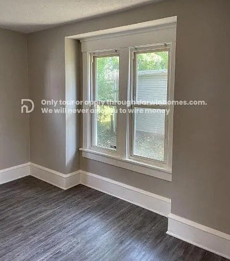 Building Photo - 1247 Hoover Pl NW